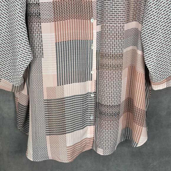 Rose And Olive Top Womens 2X Pink Geo Patchwork 3/4 Sleeve Button Front Career - Picture 3 of 11